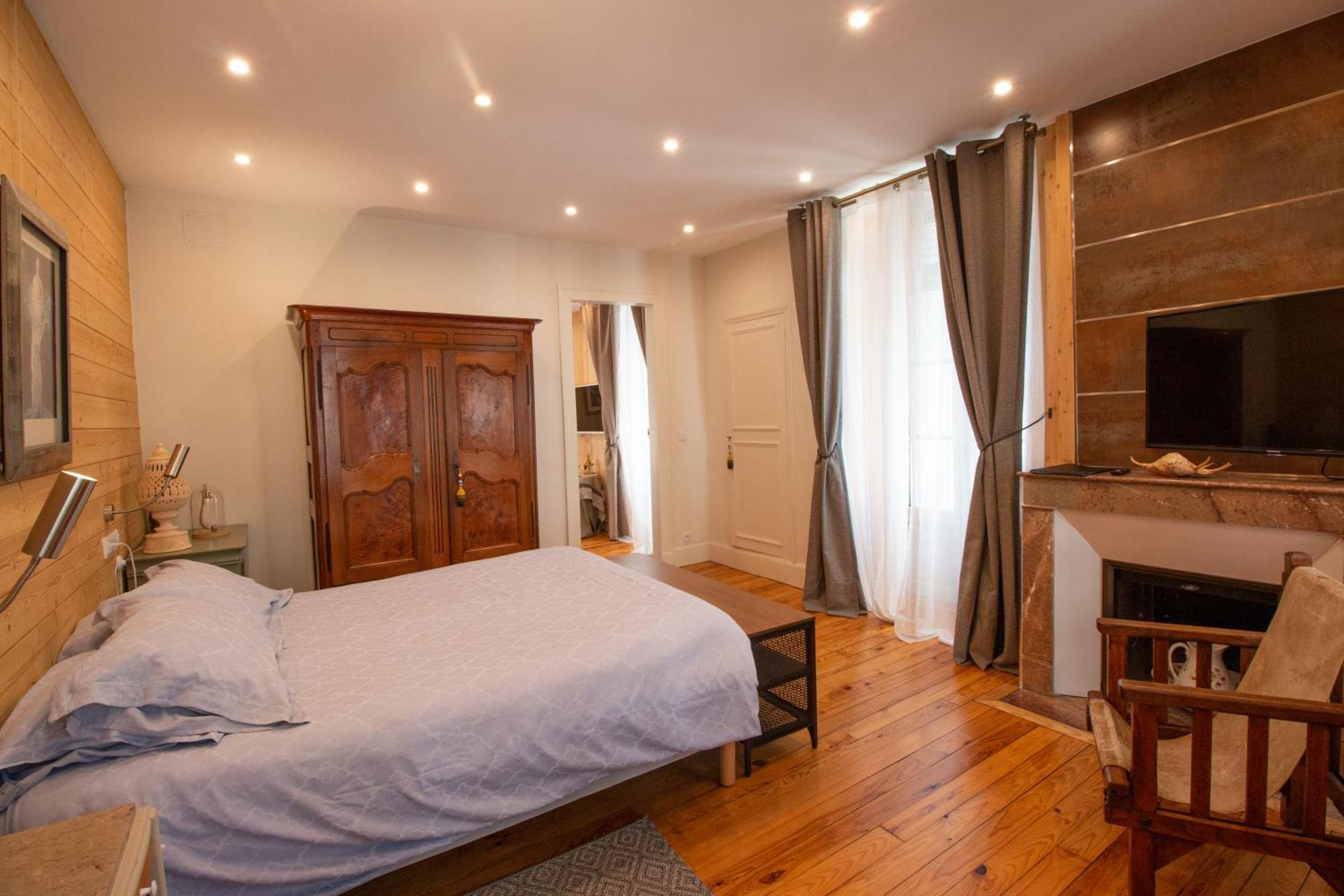 Le 41 Avenue Foch Bagneres-de-Luchon Exterior foto